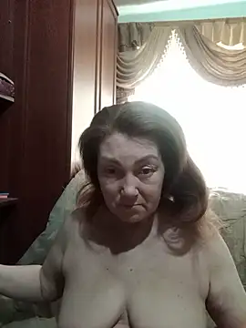 Snapshot of Russian_Lara chatting on May 13, 2026, 7:48 am Russian Lara online show from May 13, 2026, 7:48 am
