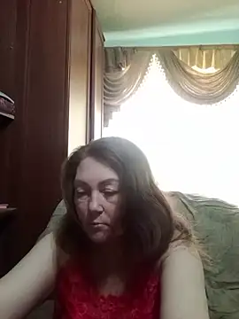 Snapshot of Russian_Lara chatting on May 15, 2026, 5:16 am Russian Lara online show from May 15, 2026, 5:16 am