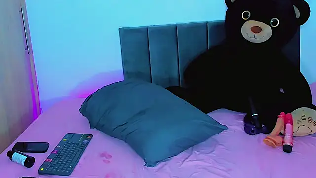 Snapshot of zaff_kinny chatting on March 15, 2026, 1:51 pm zaff kinny online show from March 15, 2026, 1:51 pm