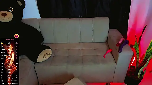 Snapshot of zaff_kinny chatting on February 19, 2026, 1:13 am zaff kinny online show from February 19, 2026, 1:13 am