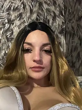 Snapshot of SashaPri chatting on March 31, 2026, 10:12 pm SashaPri online show from March 31, 2026, 10:12 pm