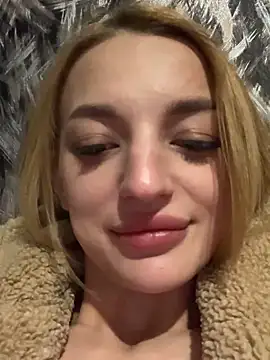 Snapshot of SashaPri chatting on March 24, 2026, 11:38 pm SashaPri online show from March 24, 2026, 11:38 pm