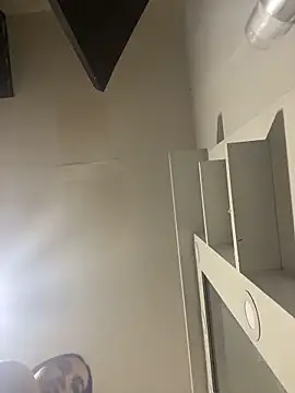 JuliaaVega online show from March 21, 2026, 12:09 pm