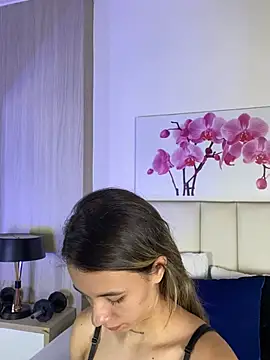 JuliaColemann online show from July 11, 2026, 12:05 pm