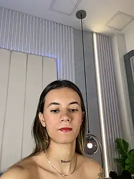 JuliaColemann online show from May 2, 2026, 11:59 am