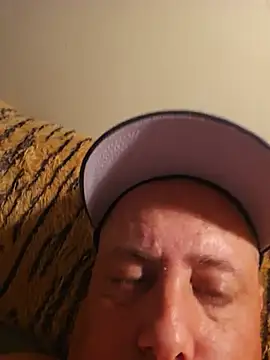 Snapshot of Martin_dick78 chatting on June 20, 2026, 2:38 am Martin dick78 online show from June 20, 2026, 2:38 am