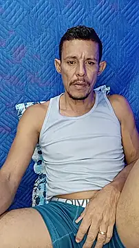 Snapshot of juanmaur22 chatting on February 22, 2026, 9:44 am juanmaur22 online show from February 22, 2026, 9:44 am