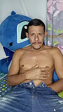 Snapshot of juanmaur22 chatting on February 17, 2026, 6:05 pm juanmaur22 online show from February 17, 2026, 6:05 pm