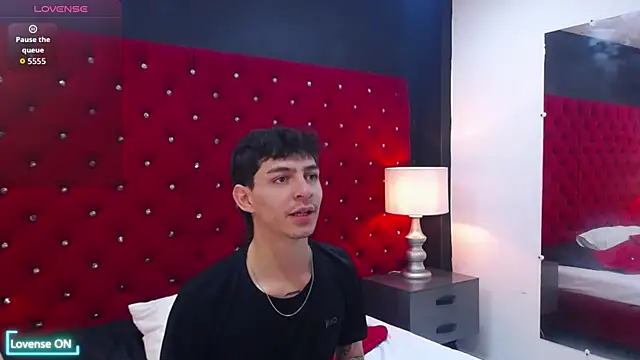 Logan Woods online show from February 8, 2026, 6:16 pm