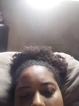 Snapshot of vaniyna chatting on February 24, 2026, 11:33 am vaniyna online show from February 24, 2026, 11:33 am