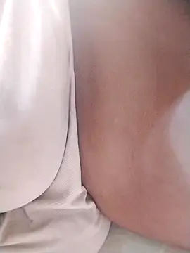 Snapshot of vaniyna chatting on February 22, 2026, 4:19 pm vaniyna online show from February 22, 2026, 4:19 pm