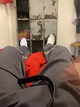 Snapshot of hudson19cm chatting on March 11, 2026, 7:19 pm hudson19cm online show from March 11, 2026, 7:19 pm