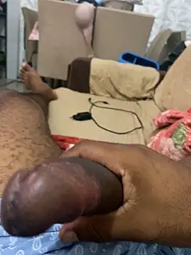 Snapshot of hudson19cm chatting on March 4, 2026, 10:45 am hudson19cm online show from March 4, 2026, 10:45 am