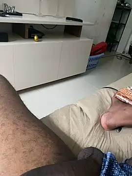 Snapshot of hudson19cm chatting on March 8, 2026, 3:04 pm hudson19cm online show from March 8, 2026, 3:04 pm