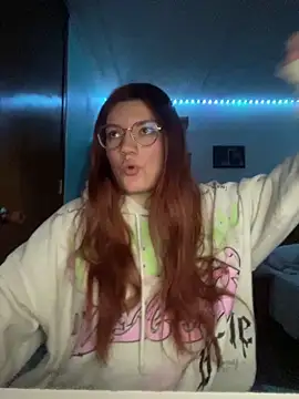 Snapshot of Vixroy7 chatting on March 18, 2026, 12:14 am Vixroy7 online show from March 18, 2026, 12:14 am