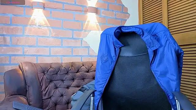 Snapshot of mister_eithan chatting on March 11, 2026, 2:27 am mister eithan online show from March 11, 2026, 2:27 am