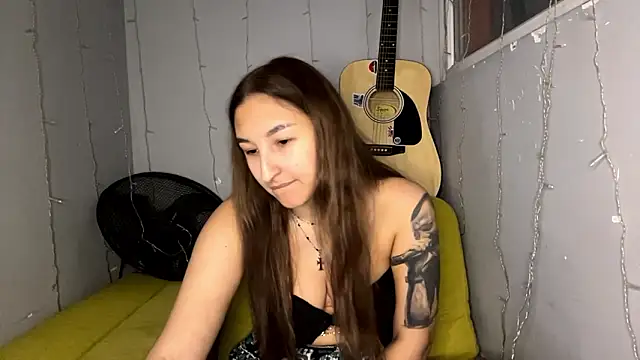 Mlacutehere online show from February 3, 2026, 5:51 pm