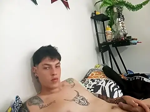 blackninja66 online show from May 6, 2026, 2:32 pm