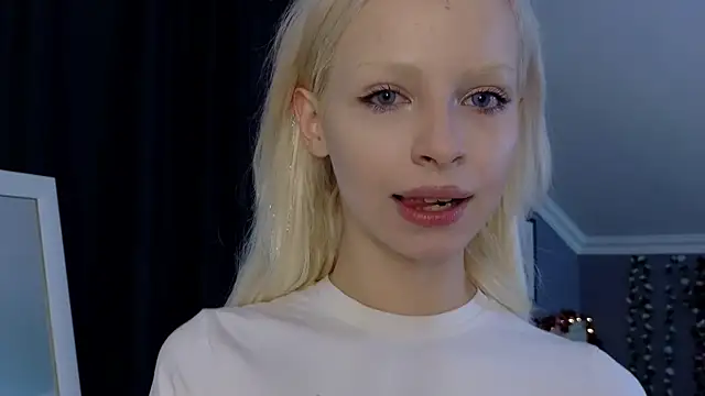 Naomi Demio online show from May 1, 2026, 12:32 pm
