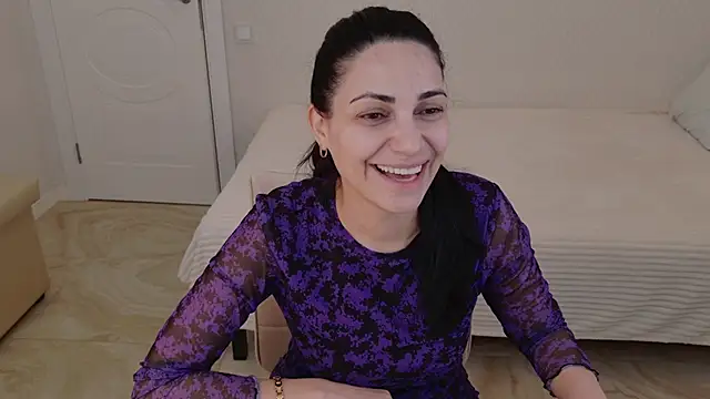 LovelyBeatrice online show from March 14, 2026, 6:19 am