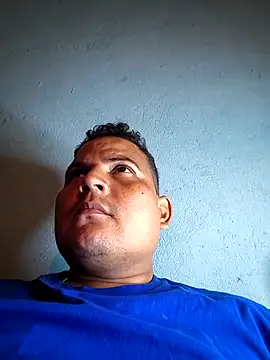 Snapshot of THONETE chatting on May 9, 2026, 12:36 am THONETE online show from May 9, 2026, 12:36 am