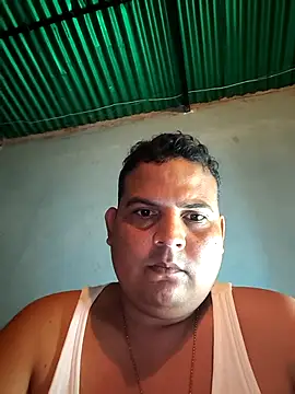 Snapshot of THONETE chatting on April 28, 2026, 5:39 pm THONETE online show from April 28, 2026, 5:39 pm