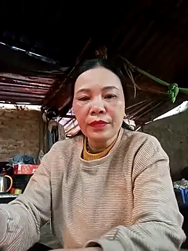 Snapshot of Nuna_689 chatting on February 9, 2026, 9:29 am Nuna 689 online show from February 9, 2026, 9:29 am