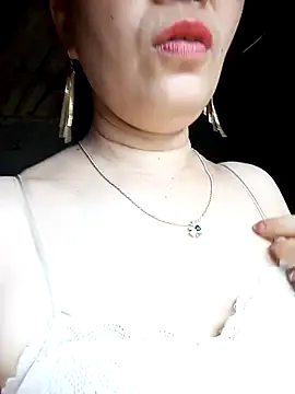 Snapshot of Nuna_689 chatting on March 29, 2026, 4:36 am Nuna 689 online show from March 29, 2026, 4:36 am