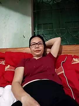 Snapshot of Nuna_689 chatting on April 5, 2026, 2:40 am Nuna 689 online show from April 5, 2026, 2:40 am