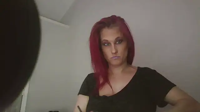 BusyB1983 online show from May 15, 2026, 9:57 pm