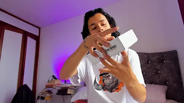 Benjamin fiore online show from February 7, 2026, 7:44 pm