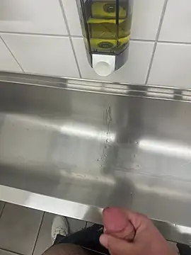 Snapshot of tony3729 chatting on March 18, 2026, 12:41 pm tony3729 online show from March 18, 2026, 12:41 pm