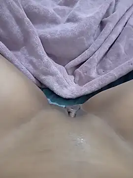 hanina127 online show from February 20, 2026, 3:03 am