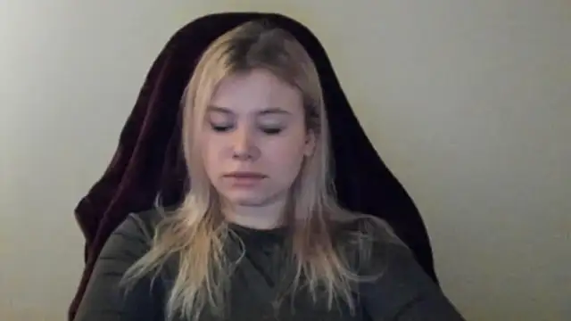 Lulu Di online show from February 6, 2026, 11:45 pm