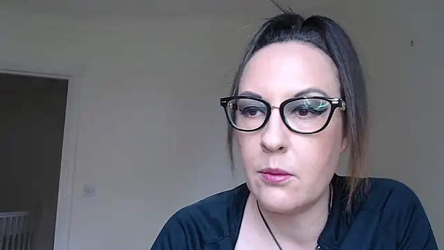 Snapshot of PsychicDominatrix chatting on March 21, 2026, 10:09 am PsychicDominatrix online show from March 21, 2026, 10:09 am