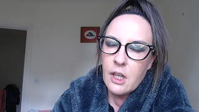 PsychicDominatrix online show from June 10, 2026, 3:57 pm
