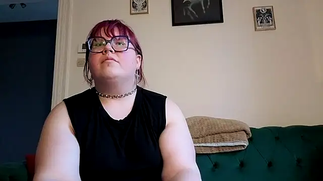 ProfaneHekate online show from February 1, 2026, 3:10 pm