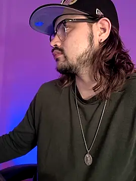 Derek Vow online show from May 5, 2026, 10:57 pm