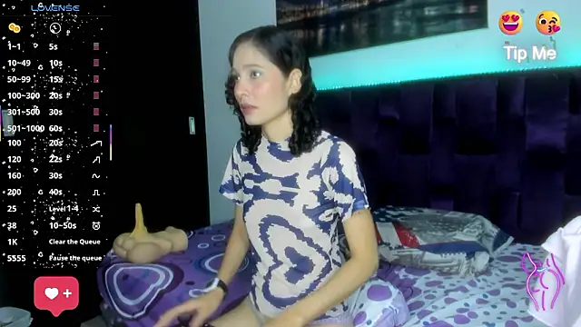 Ninna Vergara online show from February 11, 2026, 1:38 am