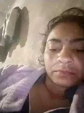 Nasrjfjfjy5578 online show from February 8, 2026, 11:13 pm