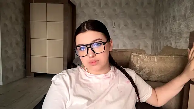  MaryLove  online show from March 24, 2026, 4:18 pm