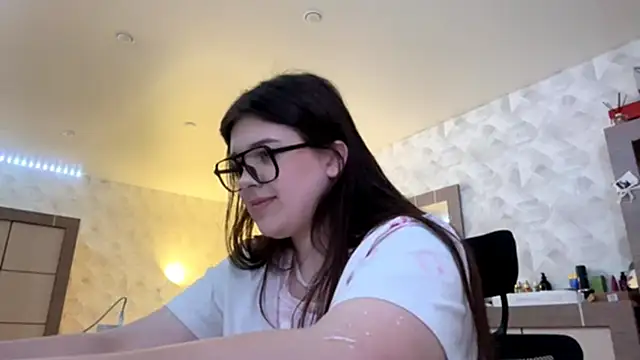  MaryLove  online show from March 4, 2026, 4:59 pm