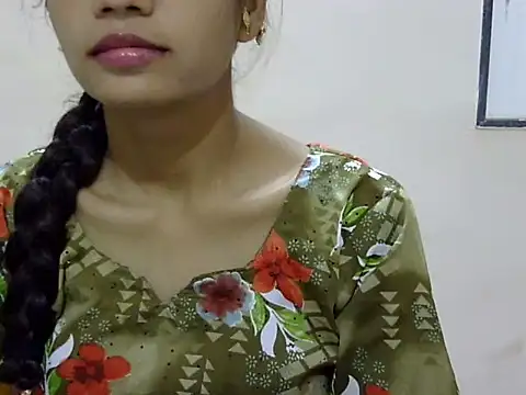 Snapshot of Kulsum_S chatting on June 14, 2026, 1:56 pm Kulsum S online show from June 14, 2026, 1:56 pm