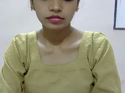 Snapshot of Kulsum_S chatting on June 19, 2026, 1:06 pm Kulsum S online show from June 19, 2026, 1:06 pm