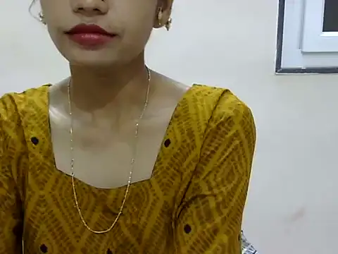 Snapshot of Kulsum_S chatting on May 19, 2026, 1:40 pm Kulsum S online show from May 19, 2026, 1:40 pm