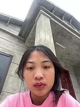 Lyn-be99 online show from March 4, 2026, 10:01 am