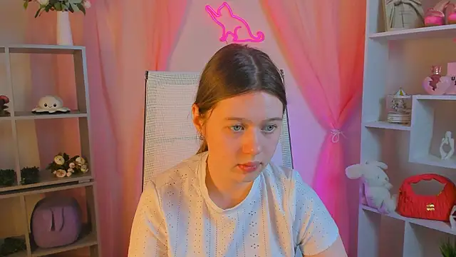 Snapshot of CelestineMauriac chatting on February 24, 2026, 2:51 pm CelestineMauriac online show from February 24, 2026, 2:51 pm