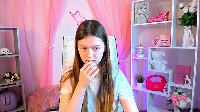 Snapshot of CelestineMauriac chatting on March 14, 2026, 6:47 pm CelestineMauriac online show from March 14, 2026, 6:47 pm