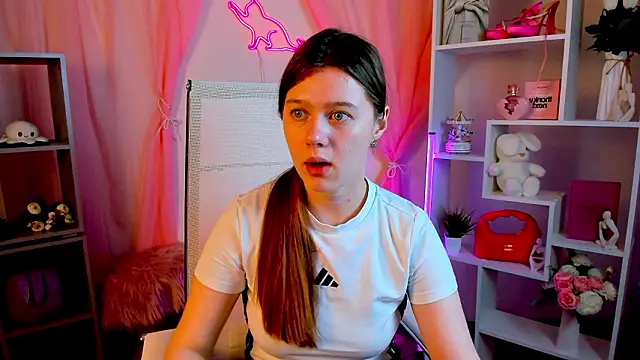 Snapshot of CelestineMauriac chatting on March 16, 2026, 12:31 pm CelestineMauriac online show from March 16, 2026, 12:31 pm