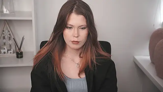 MarnieWootan online show from February 26, 2026, 4:45 am